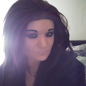 Meet your Posher, Cassandra